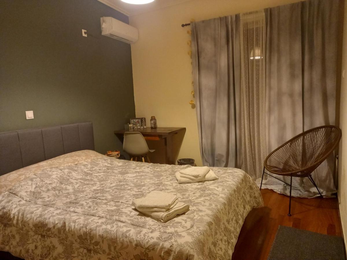 Fresh And Elegant Apartment, 9' From City Center Atenas Exterior foto